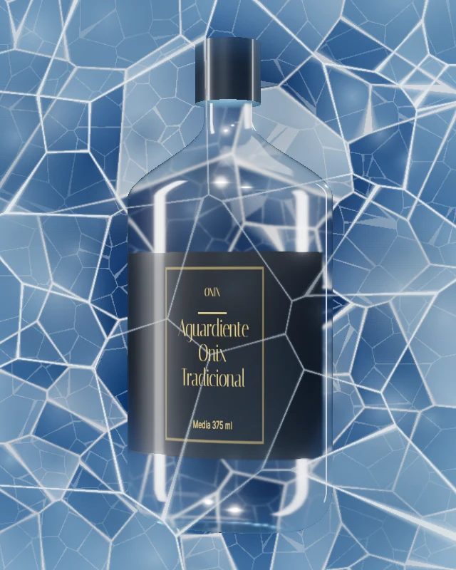 Aguardiente Onix Tradicional, Media 375 ml, sobre hielo