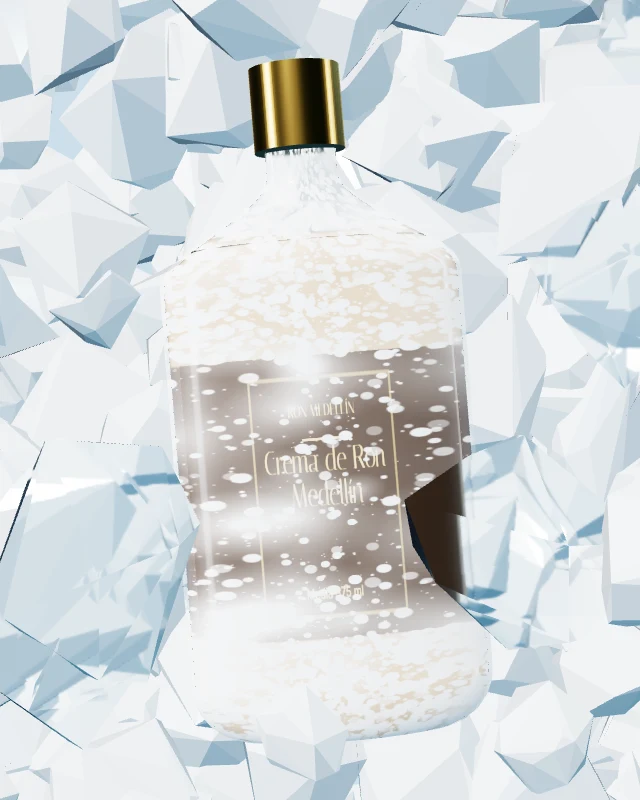 Crema de Ron Medellín, Media 375 ml, sobre hielo