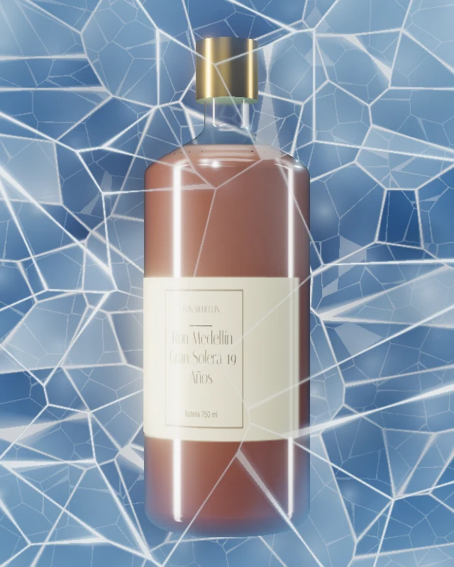 Ron Medellín Gran Solera 19 Años Centenario, Botella 750 ml, sobre hielo